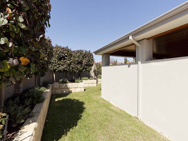 124 Todd Avenue, Como WA 6152