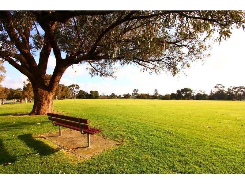 63 Hill View Terrace, St James WA 6102