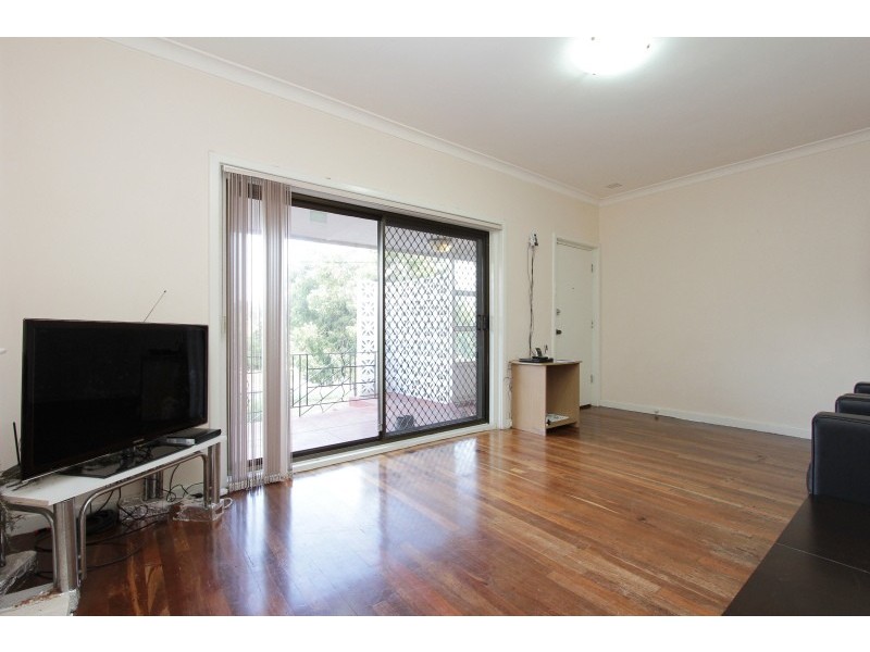 63 Hill View Terrace, St James WA 6102