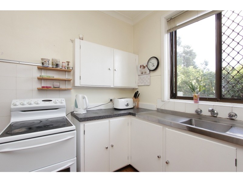 63 Hill View Terrace, St James WA 6102