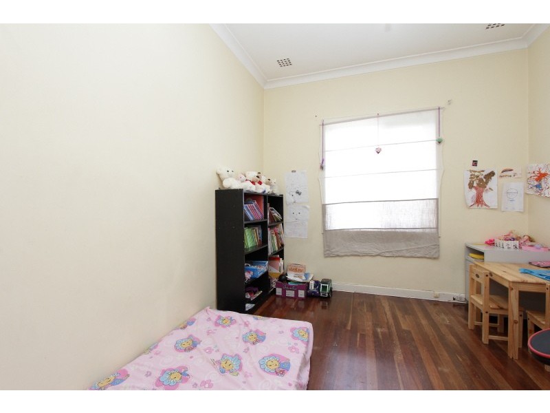 63 Hill View Terrace, St James WA 6102