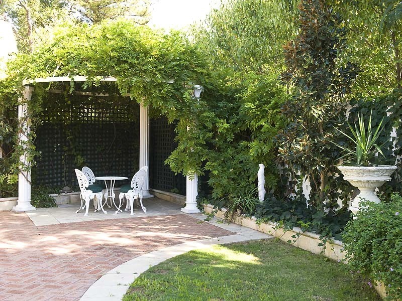 7 Onslow Street, South Perth WA 6151