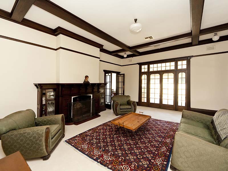 2 Karoo Street, South Perth WA 6151