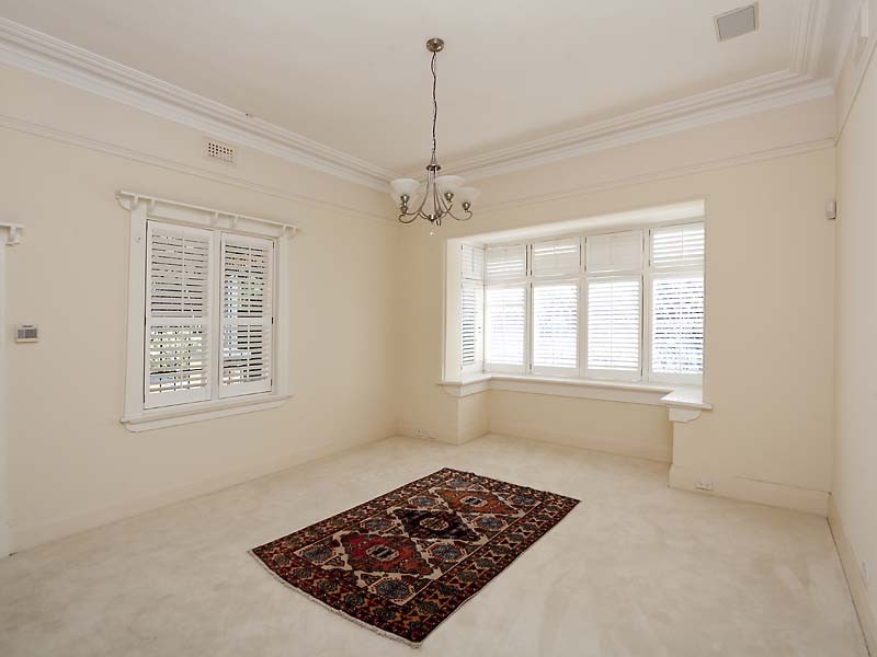 2 Karoo Street, South Perth WA 6151