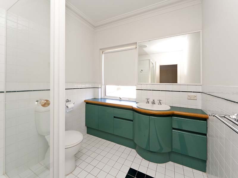 2 Karoo Street, South Perth WA 6151