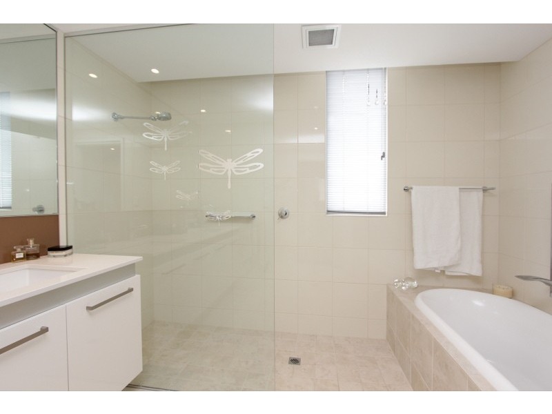 1605/30 The Circus, Burswood WA 6100