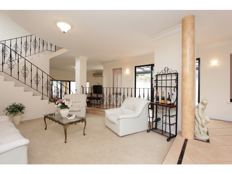 109 Canterbury Terrace, East Victoria Park WA 6101