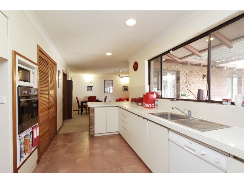 73 Kanangra Crescent, Greenwood WA 6024