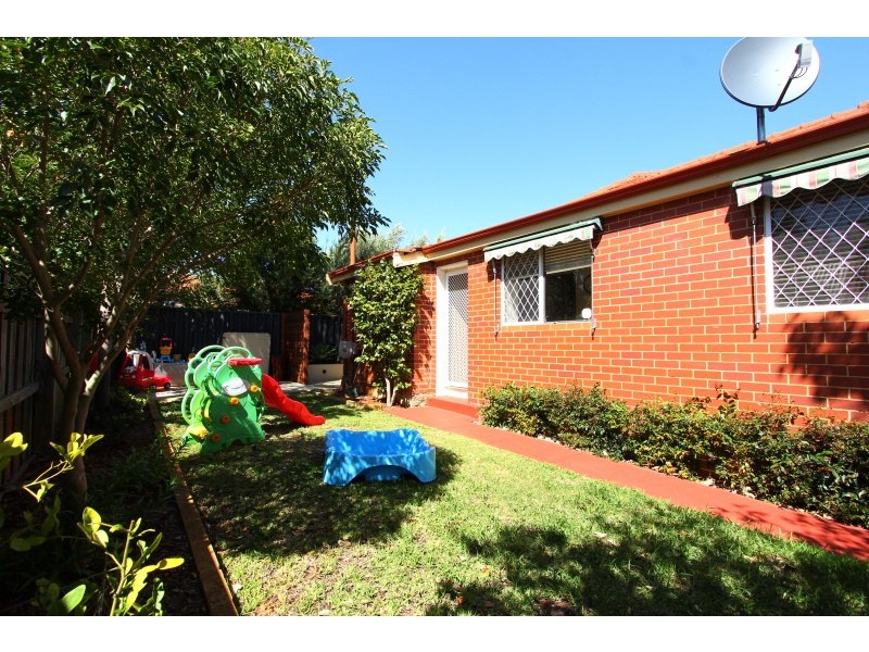 30A Edgecumbe Street, Como WA 6152