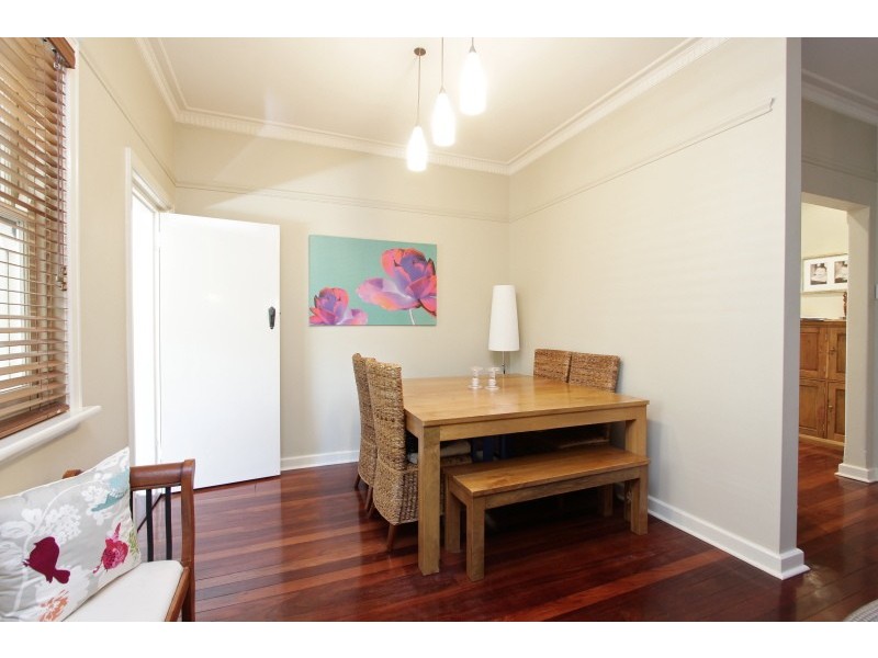 30A Edgecumbe Street, Como WA 6152