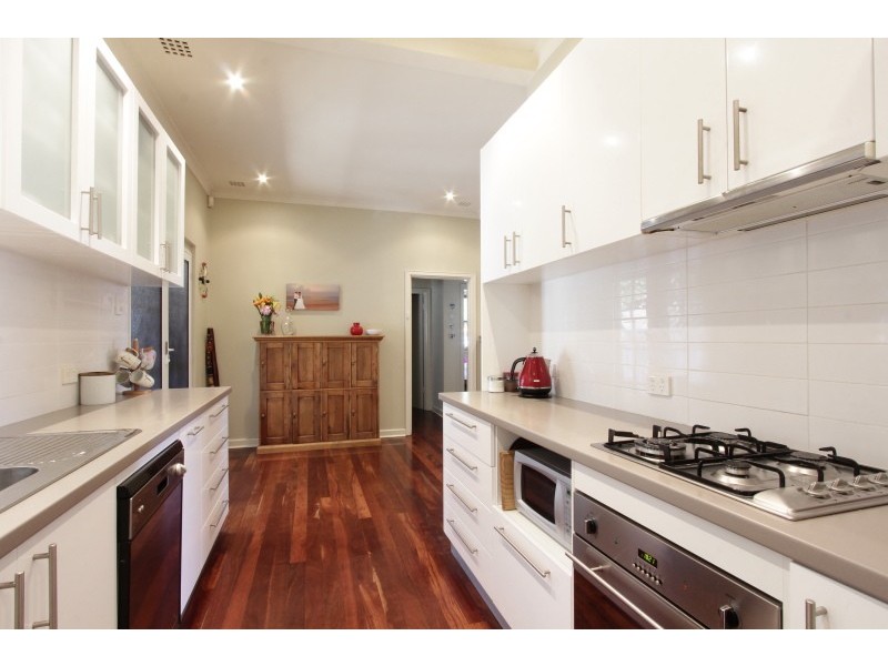 30A Edgecumbe Street, Como WA 6152