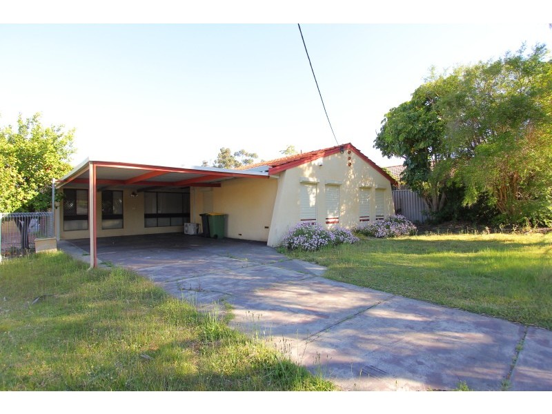 19 Jardine Court, Thornlie WA 6108