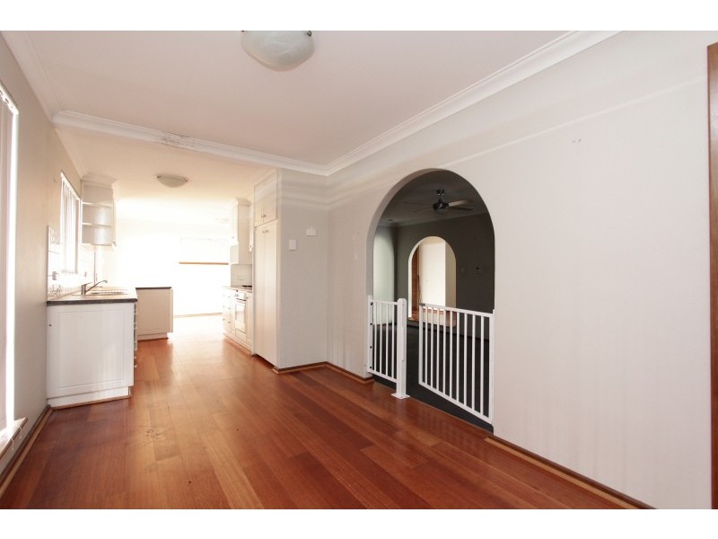 19 Jardine Court, Thornlie WA 6108