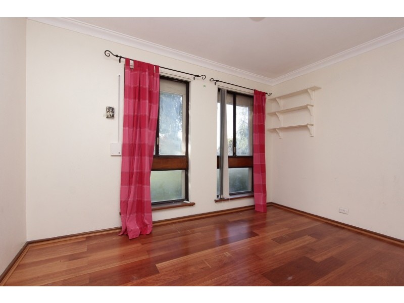 19 Jardine Court, Thornlie WA 6108