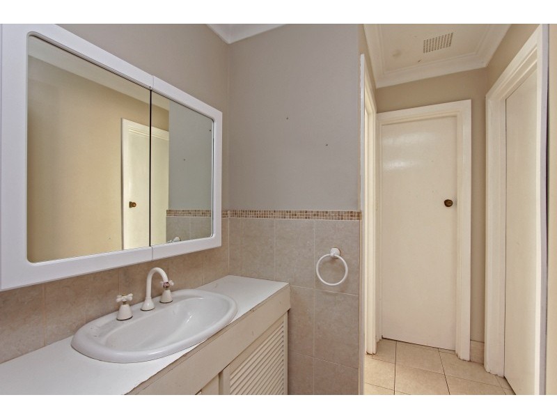 19 Jardine Court, Thornlie WA 6108