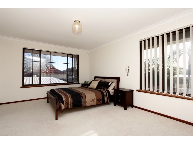 25A Lockhart Street, Como WA 6152