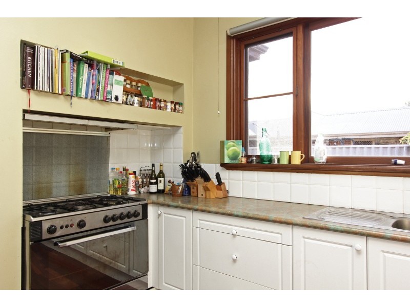 17 Warwick Street, St James WA 6102