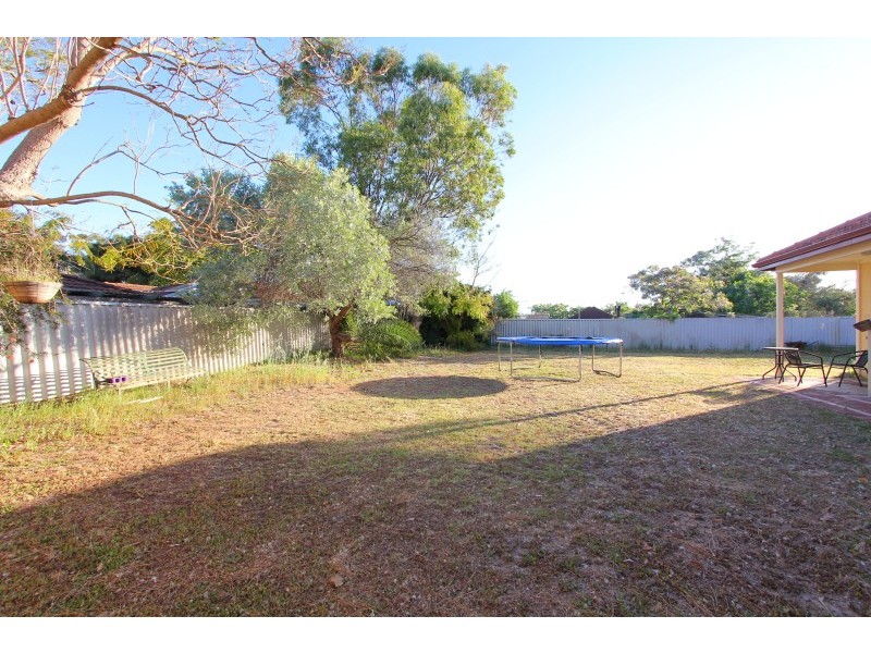 17 Warwick Street, St James WA 6102