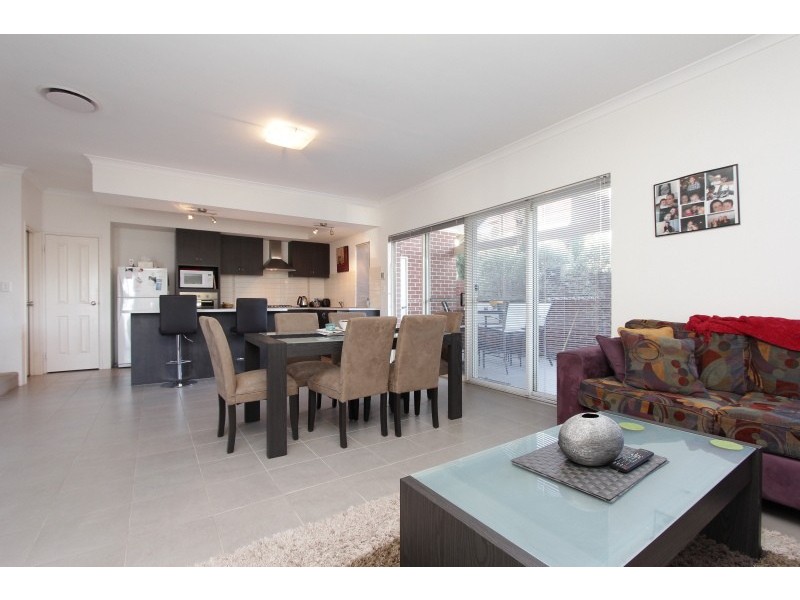 1/15 Gresham Street, Victoria Park WA 6100