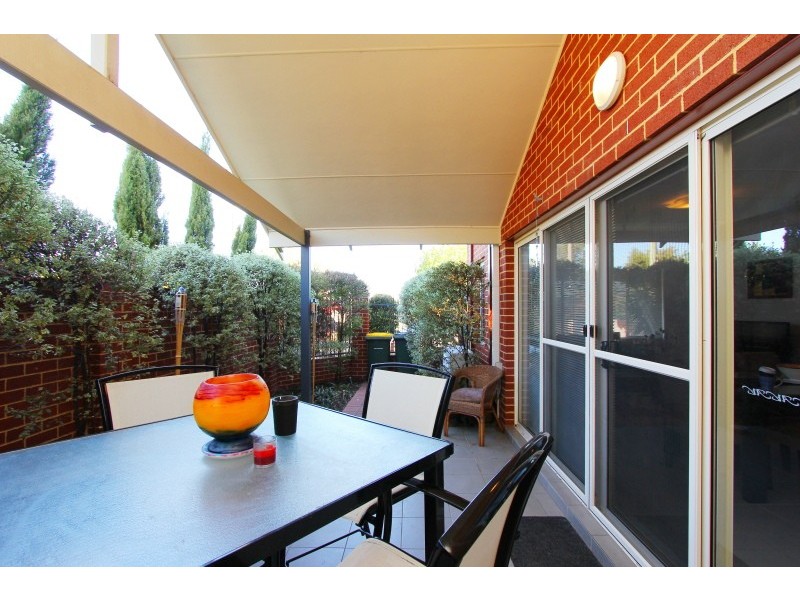 1/15 Gresham Street, Victoria Park WA 6100