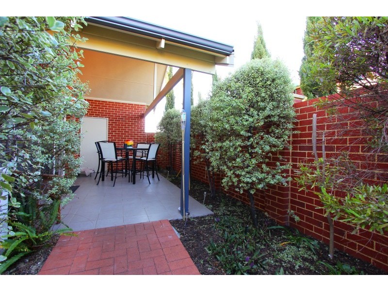 1/15 Gresham Street, Victoria Park WA 6100