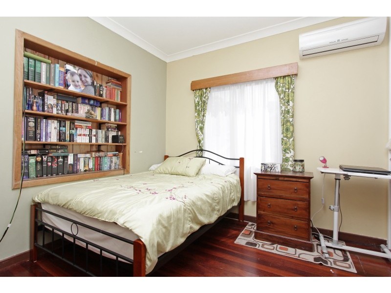 79 Alvah Street, St James WA 6102