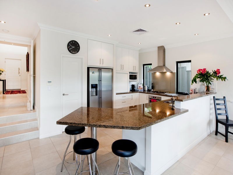 28 Klem Avenue, Salter Point WA 6152