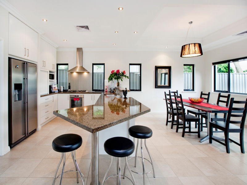 28 Klem Avenue, Salter Point WA 6152