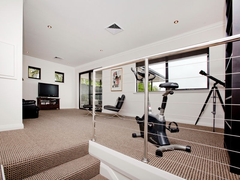 28 Klem Avenue, Salter Point WA 6152