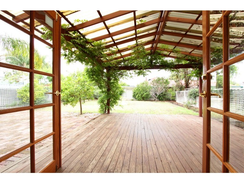 112 Kent Street, East Victoria Park WA 6101