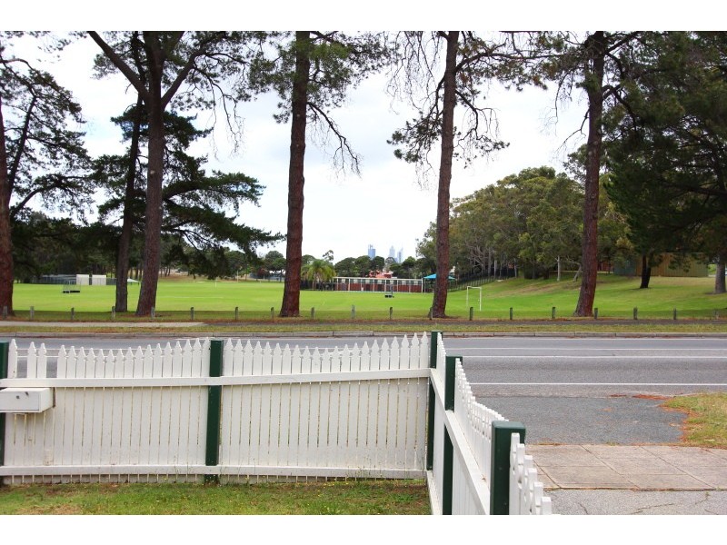 112 Kent Street, East Victoria Park WA 6101