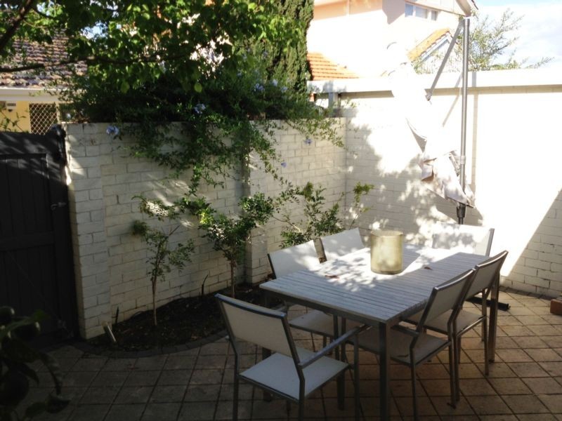 B/19 Park Street, Como WA 6152