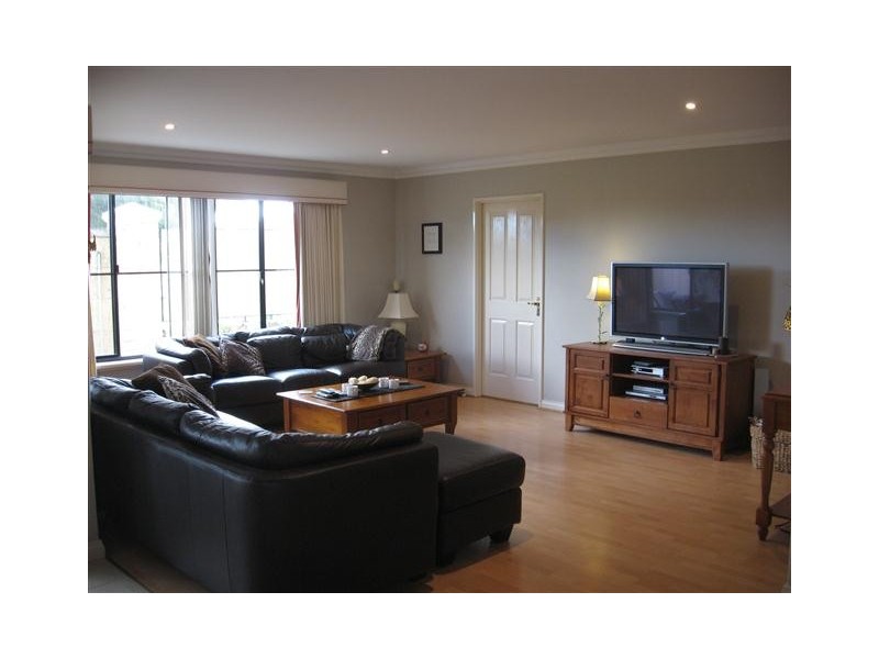 4/45 Halliday Grove, Hillarys WA 6025