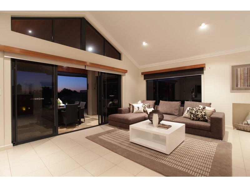 77 Robert Street, Como WA 6152