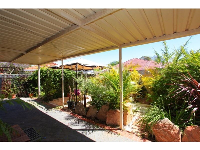 425 Berwick Street, St James WA 6102
