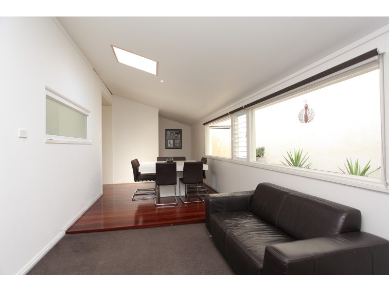 25 Brittain Street, Como WA 6152