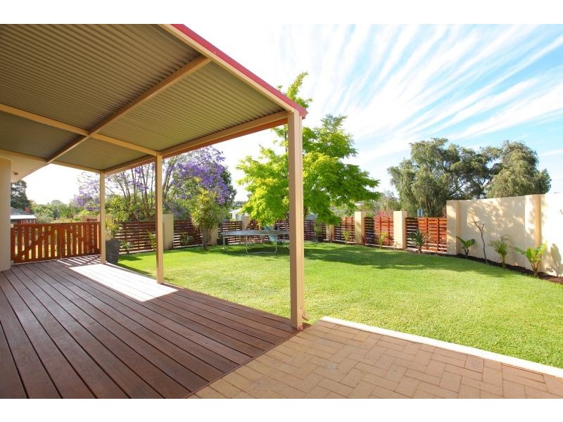 25 Brittain Street, Como WA 6152