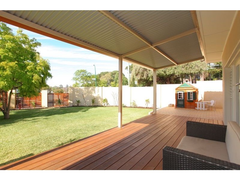 25 Brittain Street, Como WA 6152