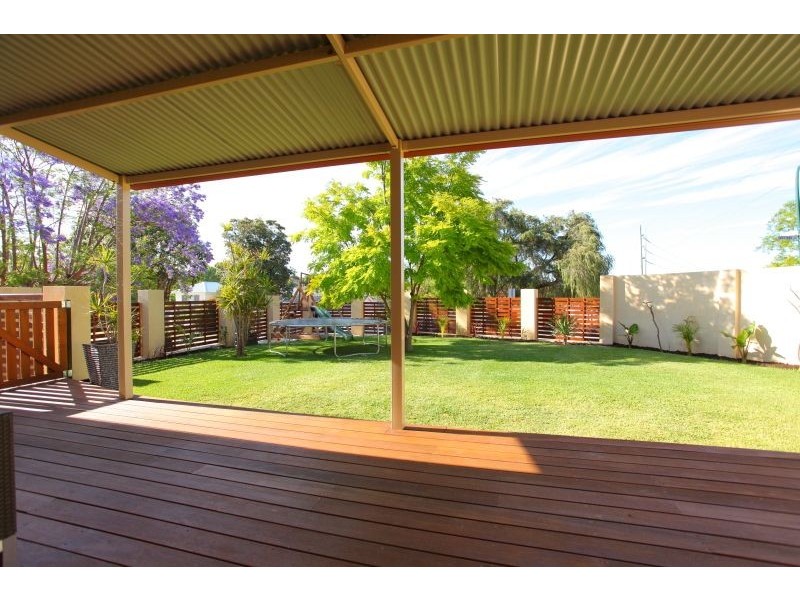 25 Brittain Street, Como WA 6152