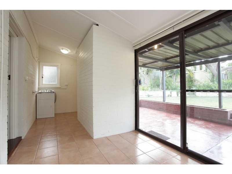 41 Salisbury Street, St James WA 6102