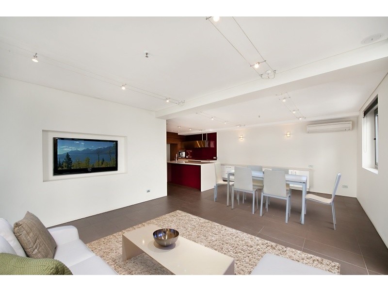 61/155 Adelaide Terrace, East Perth WA 6004