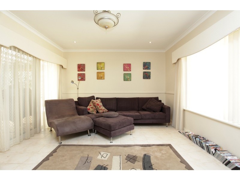 86 Gardner Street, Como WA 6152