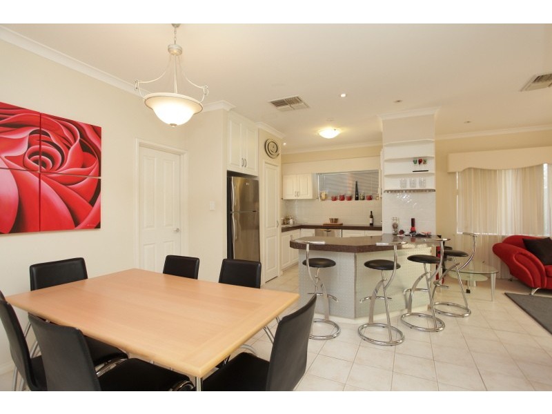 86 Gardner Street, Como WA 6152