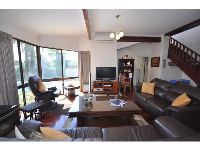 49 Lockhart Street, Como WA 6152