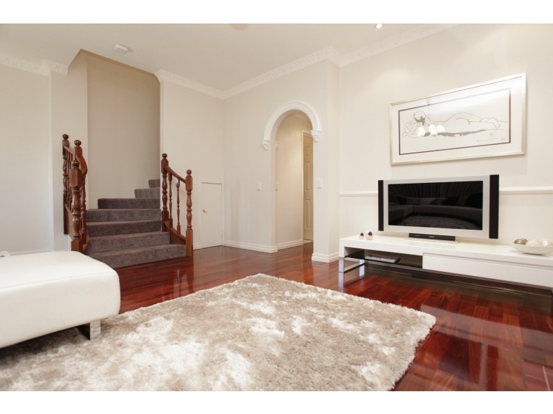 1/9 Heppingstone Street, South Perth WA 6151