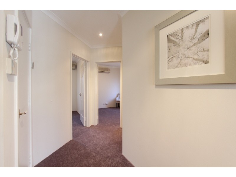 1/9 Heppingstone Street, South Perth WA 6151