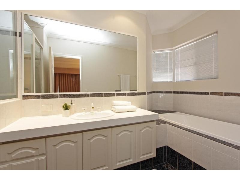 1/9 Heppingstone Street, South Perth WA 6151