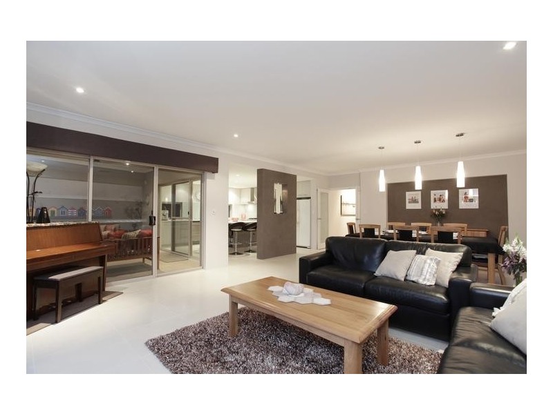 16 Ley Street, Como WA 6152