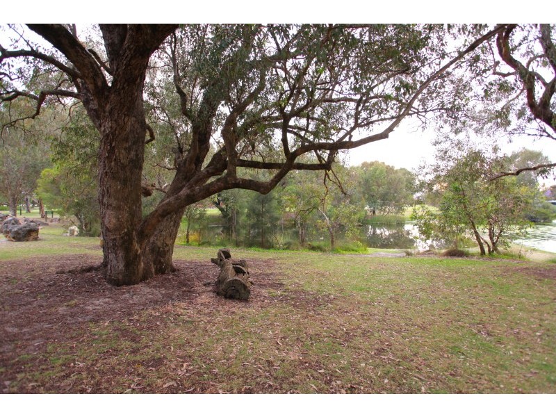 16 Ley Street, Como WA 6152