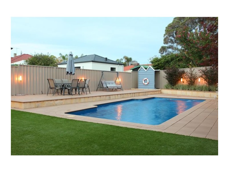 16 Ley Street, Como WA 6152